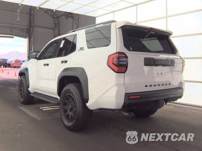 2025 Toyota 4Runner TRD Off-Road Premium - zdjęcie 6 z 21 - miniatura