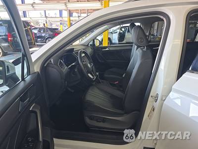 2023 Volkswagen Tiguan SE - zdjęcie 7 z 34 - miniatura