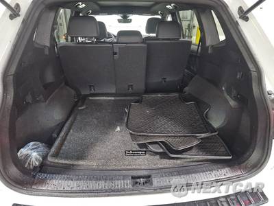 2023 Volkswagen Tiguan SE R-Line Black - zdjęcie 16 z 21 - miniatura
