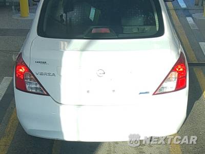 2013 Nissan Versa 1.6 S - zdjęcie 5 z 37 - miniatura