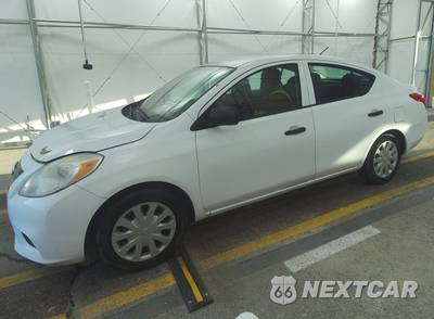 2013 Nissan Versa 1.6 S - zdjęcie 1 z 37 - miniatura