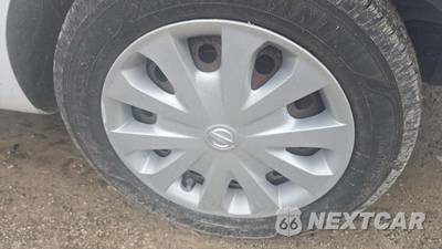 2013 Nissan Versa 1.6 S - zdjęcie 30 z 37 - miniatura