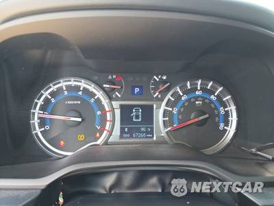 2019 Toyota 4Runner TRD Off-Road Premium - zdjęcie 12 z 37 - miniatura