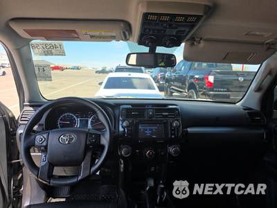 2019 Toyota 4Runner TRD Off-Road Premium - zdjęcie 11 z 37 - miniatura