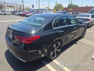 2022 Mercedes-Benz C 300 Sedan - zdjęcie 4 z 21 - miniatura