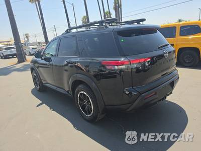 2024 Nissan Pathfinder Rock Creek - zdjęcie 6 z 33 - miniatura