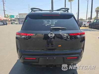 2024 Nissan Pathfinder Rock Creek - zdjęcie 5 z 33 - miniatura
