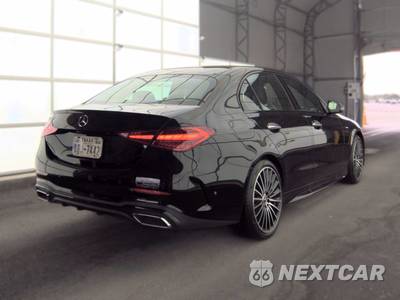 2025 Mercedes-Benz C 300 - zdjęcie 4 z 21 - miniatura
