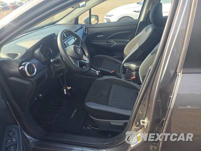 2025 Nissan Versa SV - zdjęcie 7 z 17 - miniatura