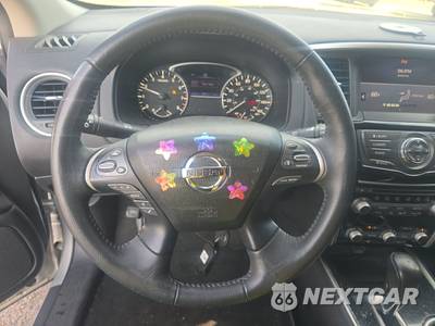 2020 Nissan Pathfinder SV - zdjęcie 10 z 48 - miniatura
