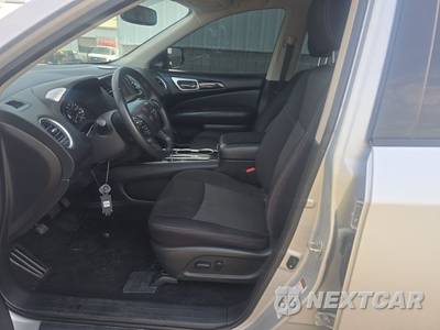 2020 Nissan Pathfinder SV - zdjęcie 7 z 48 - miniatura