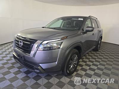 2025 Nissan Pathfinder SV - zdjęcie 1 z 17 - miniatura