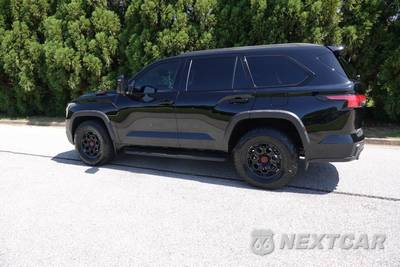 2023 Toyota Sequoia TRD Pro - zdjęcie 3 z 27 - miniatura
