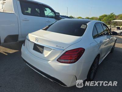 2015 Mercedes-Benz C 400 4MATIC Sedan - zdjęcie 4 z 26 - miniatura