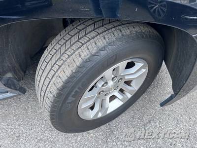 2018 Chevrolet Suburban 1500 LT 1LT - zdjęcie 38 z 38 - miniatura