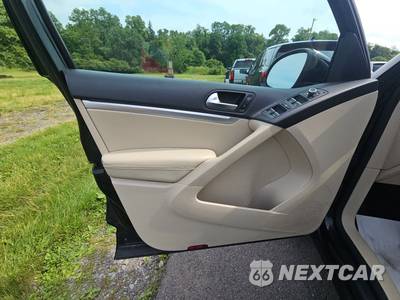 2013 Volkswagen Tiguan SEL - zdjęcie 14 z 31 - miniatura