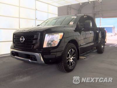 2021 Nissan TITAN SV Crew Cab Short Bed