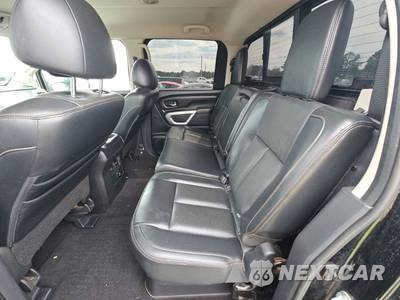 2016 Nissan TITAN XD SL Crew Cab Medium Bed - zdjęcie 13 z 32 - miniatura
