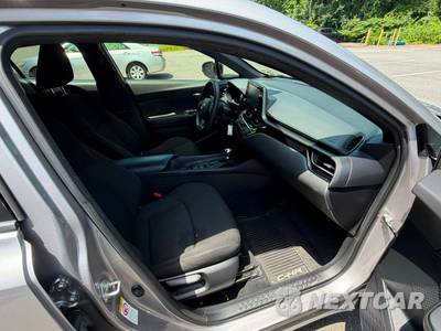 2019 Toyota C-HR LE - zdjęcie 14 z 33 - miniatura