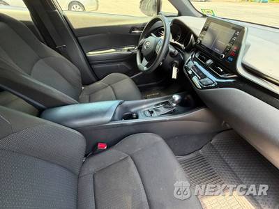 2019 Toyota C-HR LE - zdjęcie 16 z 33 - miniatura