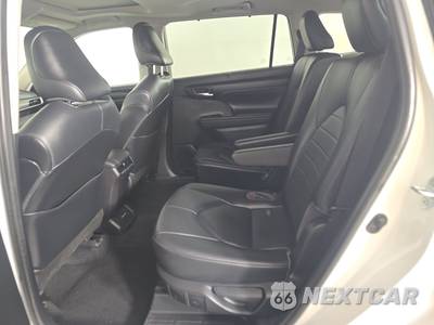 2021 Toyota Highlander XLE - zdjęcie 13 z 17 - miniatura
