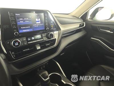2021 Toyota Highlander XLE - zdjęcie 11 z 17 - miniatura