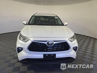 2021 Toyota Highlander XLE - zdjęcie 2 z 17 - miniatura