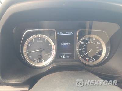 2017 Nissan TITAN SV Crew Cab Short Bed - zdjęcie 12 z 29 - miniatura