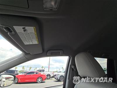 2015 Toyota Highlander LE - zdjęcie 18 z 35 - miniatura