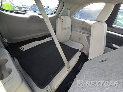 2015 Toyota Highlander LE - zdjęcie 14 z 35 - miniatura