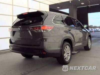2015 Toyota Highlander LE - zdjęcie 4 z 35 - miniatura