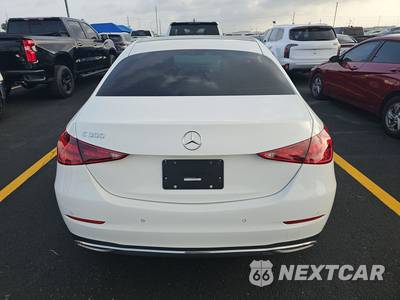 2023 Mercedes-Benz C 300 Sedan - zdjęcie 5 z 18 - miniatura