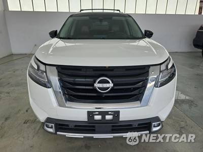 2022 Nissan Pathfinder Platinum - zdjęcie 2 z 20 - miniatura