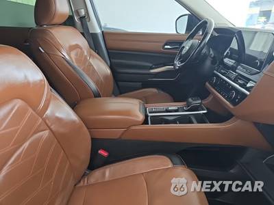 2022 Nissan Pathfinder Platinum - zdjęcie 17 z 20 - miniatura