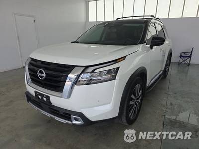 2022 Nissan Pathfinder Platinum - zdjęcie 1 z 20 - miniatura