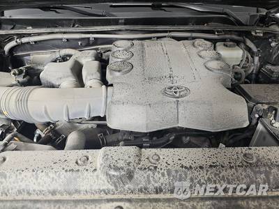 2022 Toyota 4Runner SR5 - zdjęcie 16 z 17 - miniatura