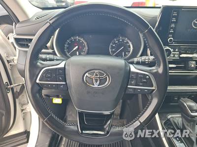2021 Toyota Highlander XLE - zdjęcie 10 z 25 - miniatura