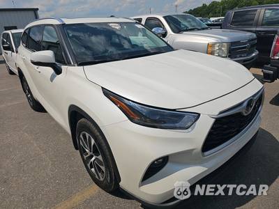 2021 Toyota Highlander XLE - zdjęcie 3 z 25 - miniatura