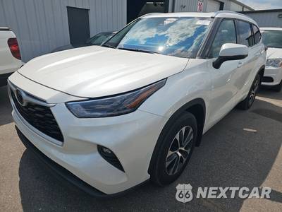 2021 Toyota Highlander XLE - zdjęcie 1 z 25 - miniatura
