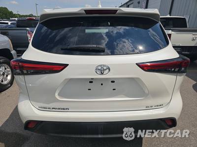2021 Toyota Highlander XLE - zdjęcie 5 z 25 - miniatura