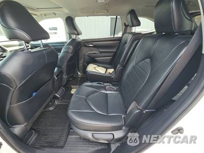2021 Toyota Highlander XLE - zdjęcie 13 z 25 - miniatura