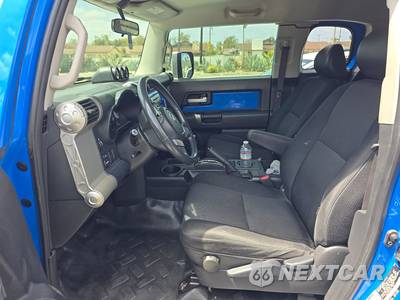 2007 Toyota FJ Cruiser w/Rear Doors - zdjęcie 7 z 17 - miniatura