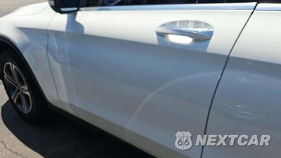 2022 Mercedes-Benz GLC 300 - zdjęcie 23 z 27 - miniatura
