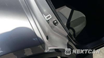 2020 Toyota C-HR LE - zdjęcie 22 z 32 - miniatura