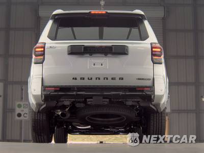 2026 Toyota 4Runner i-FORCE MAX Platinum - zdjęcie 7 z 25 - miniatura