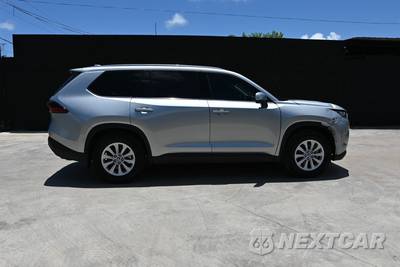 2025 Toyota Grand Highlander - zdjęcie 6 z 21 - miniatura
