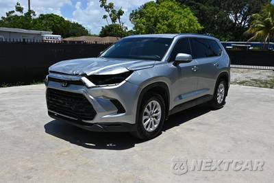 2025 Toyota Grand Highlander - zdjęcie 2 z 21 - miniatura