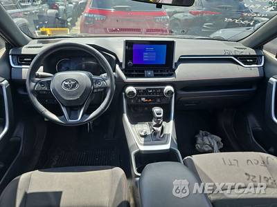 2023 Toyota RAV4 Prime SE - zdjęcie 11 z 39 - miniatura