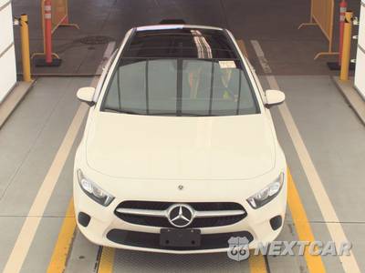 2022 Mercedes-Benz A 220 4MATIC - zdjęcie 2 z 25 - miniatura