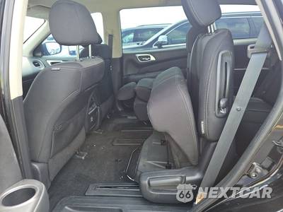 2018 Nissan Pathfinder S - zdjęcie 13 z 28 - miniatura